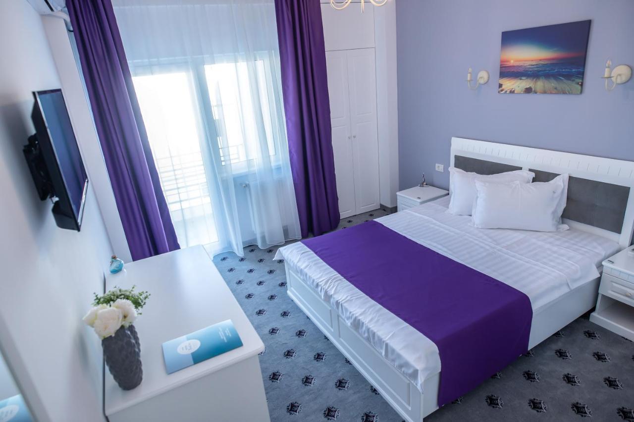 Hotel Tadora Ефоріє-Норд Екстер'єр фото